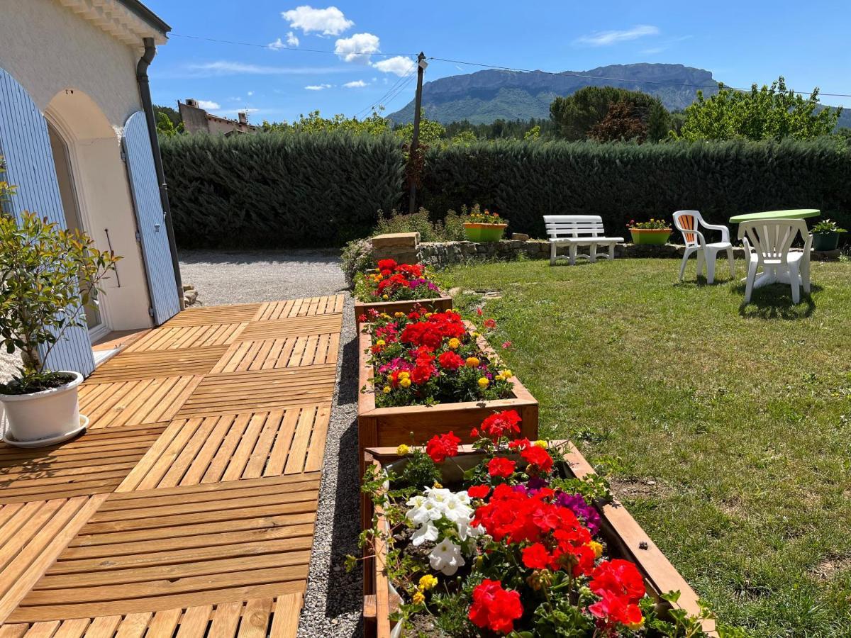 Le Cheval Blanc Bed & Breakfast Serres  Luaran gambar