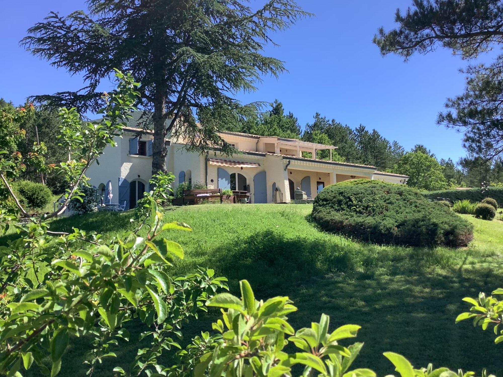 Le Cheval Blanc Bed & Breakfast Serres  Luaran gambar